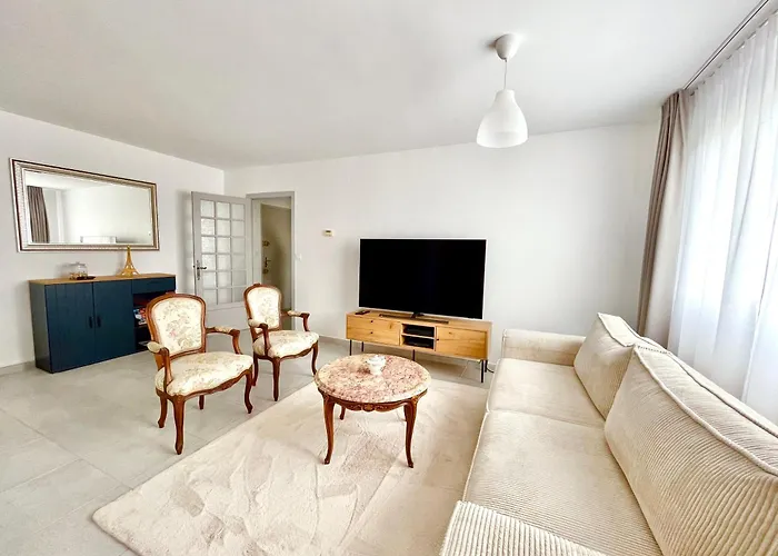 Appartement Chaleureux En Centre-Ville